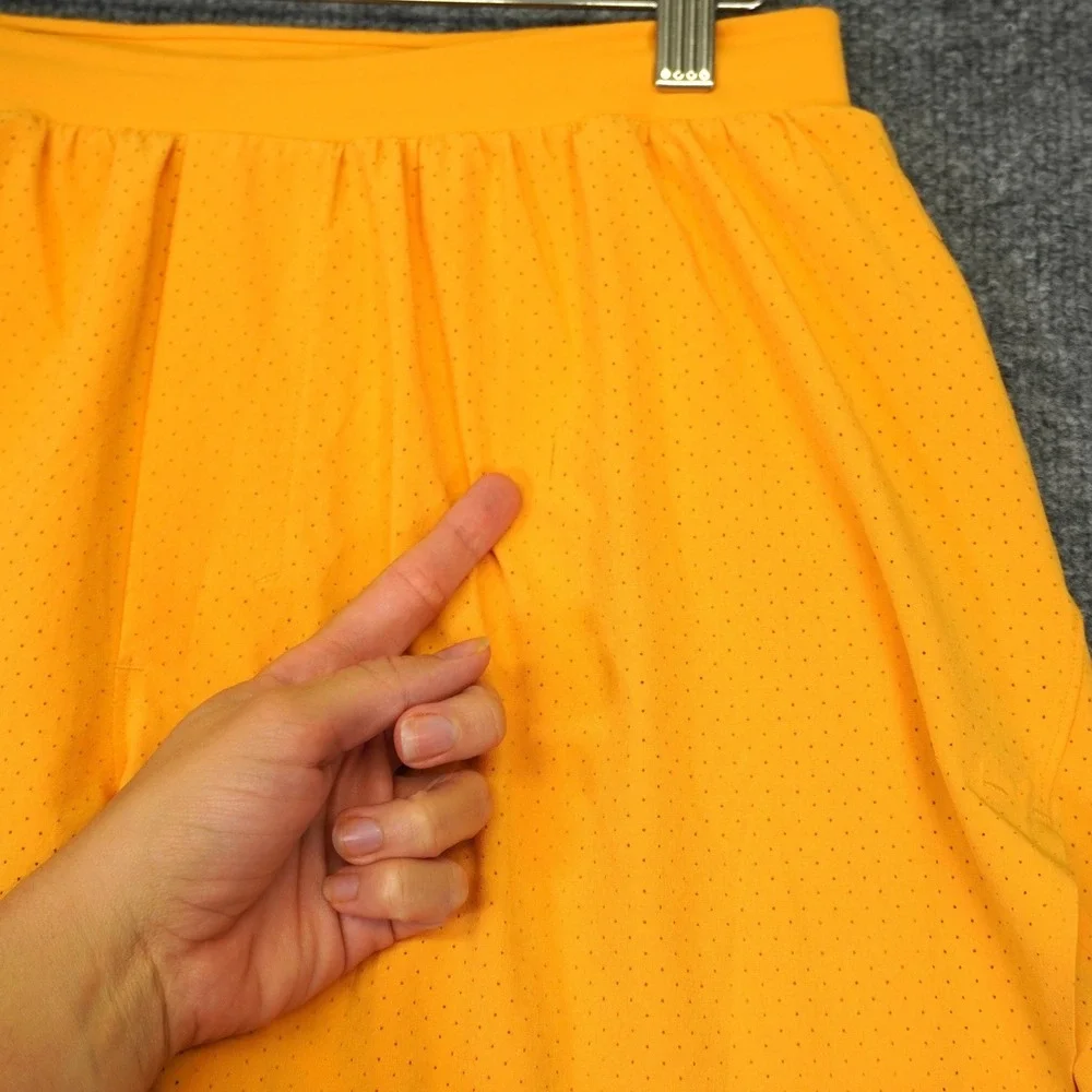 Lululemon Fast and Free Shorts Mens Medium Orange Perforated Lined Athletic Gym